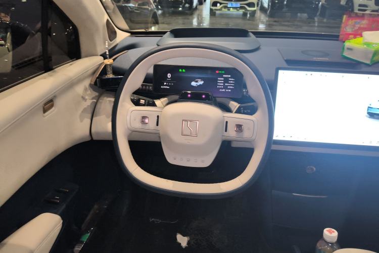 Used Zeekr X 2023 Rear-Drive YOU Edition 4 Seats Steering Wheel