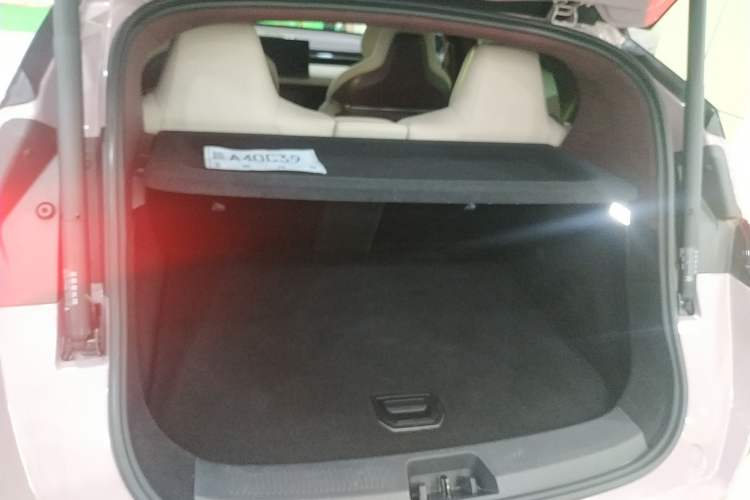 Used Zeekr X 2023 Four-Wheel Drive YOU Edition 4 Seats Trunk