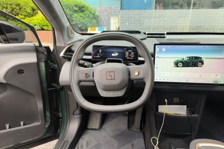 Used Zeekr X 2023 Rear-Drive YOU Edition 4 Seats Steering Wheel
