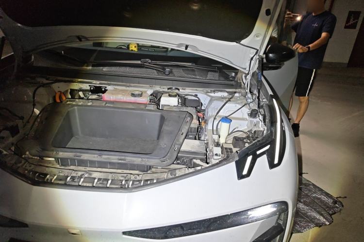 Used Zeekr X 2023 Rear-Drive YOU Edition 4 Seats Engine Bay Left