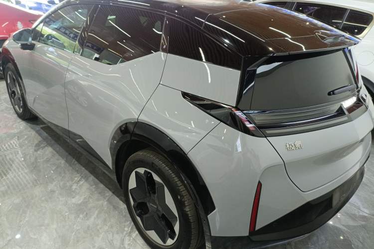 Used Zeekr X 2023 Rear-Drive YOU Edition 4 Seats Exterior 3