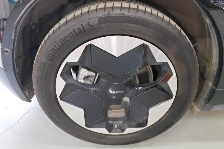 Used Zeekr X 2023 Rear-Drive YOU Edition 4 Seats Exterior 4