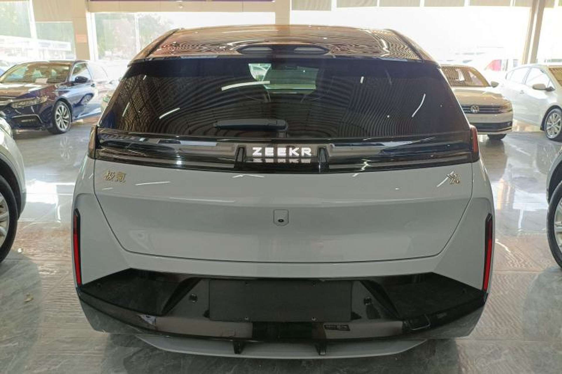 Used Zeekr X 2023 Rear-Drive YOU Edition 4 Seats Exterior 4