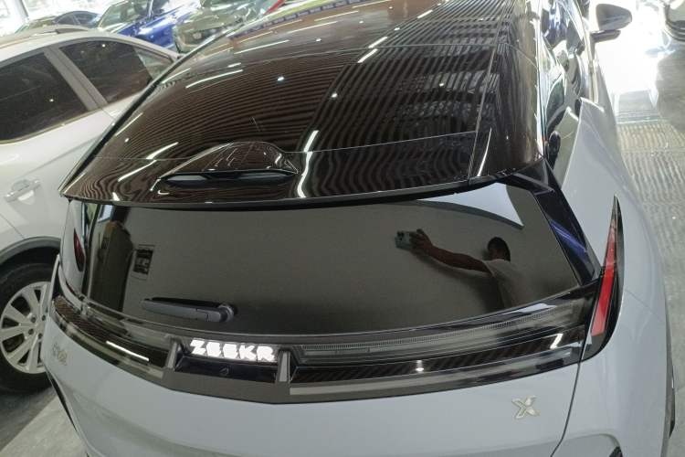 Used Zeekr X 2023 Rear-Drive YOU Edition 4 Seats Exterior 4
