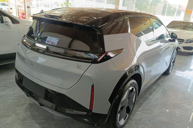 Used Zeekr X 2023 Rear-Drive YOU Edition 4 Seats Exterior 5