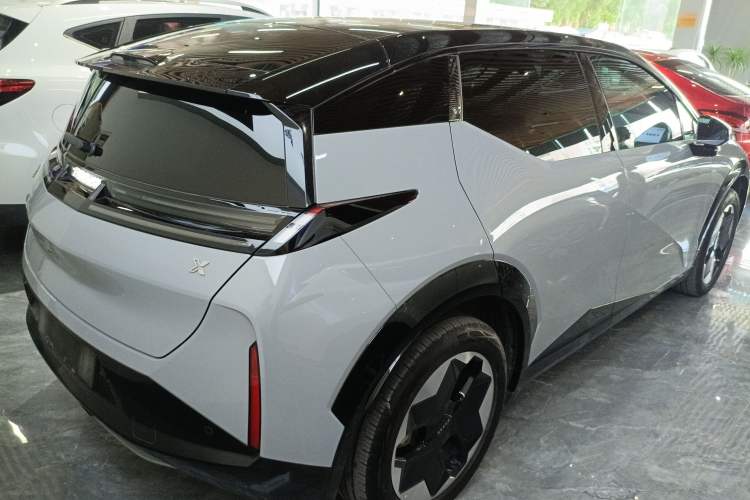 Used Zeekr X 2023 Rear-Drive YOU Edition 4 Seats Exterior 5