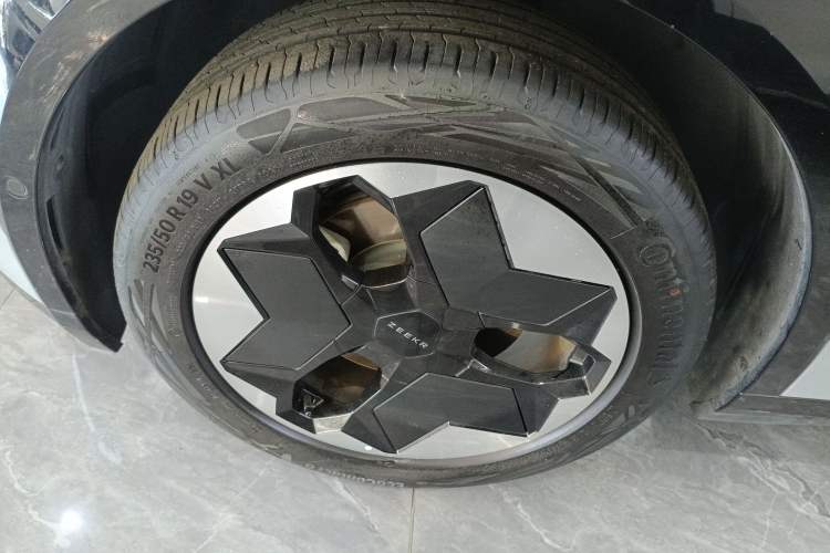 Used Zeekr X 2023 Rear-Drive YOU Edition 4 Seats Exterior 7