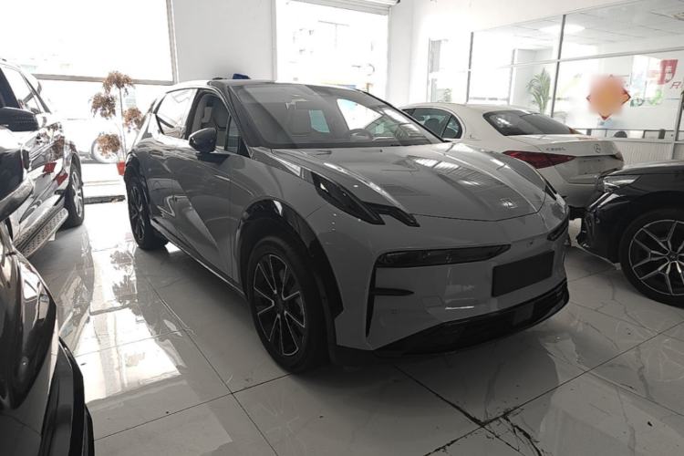 Used Zeekr X 2023 Four-Wheel-Drive YOU Edition 5 Seats Front Right 45 Deg
