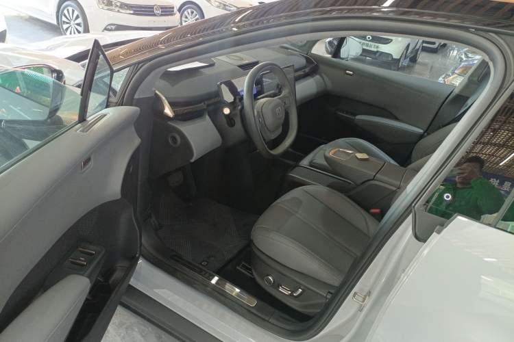 Used Zeekr X 2023 Rear-Drive YOU Edition 4 Seats Interior 3