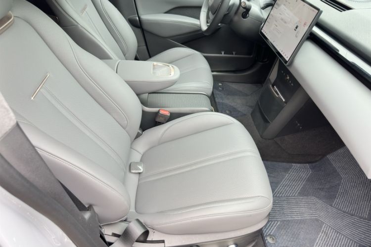 Used Zeekr X 2023 Rear-Drive ME Version 5 Seats Interior 5