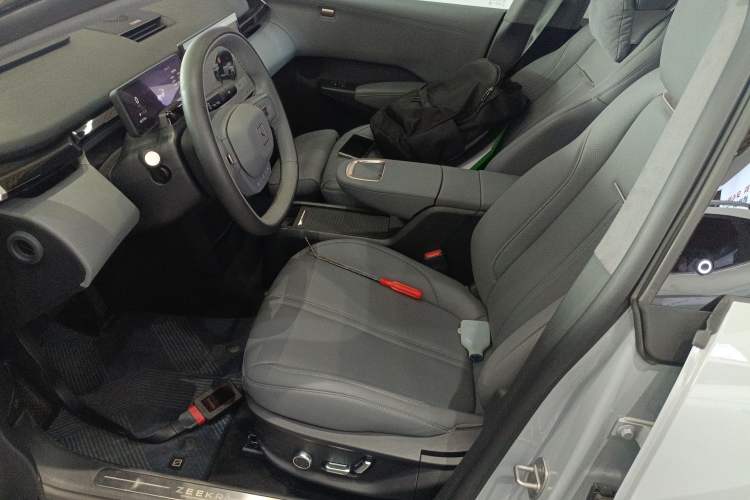 Used Zeekr X 2023 Rear-Drive YOU Edition 4 Seats Left Front Seat