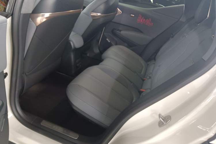 Used Zeekr X 2023 Rear-Drive YOU Edition 4 Seats Left Rear Seat