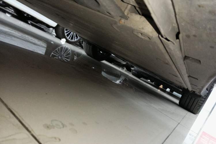 Used Zeekr X 2023 Rear-Drive ME Version 5 Seats Left Side Sill
