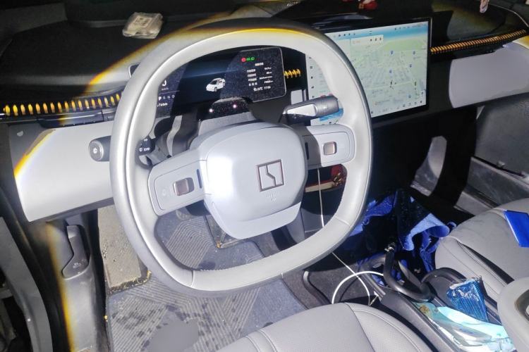Used Zeekr X 2023 Four-Wheel-Drive YOU Edition 5 Seats Steering Wheel