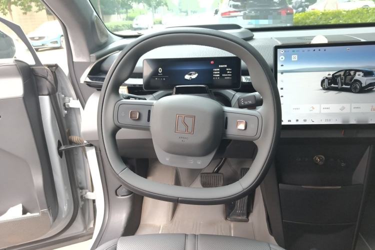 Used Zeekr X 2023 Rear-Drive YOU Edition 4 Seats Steering Wheel