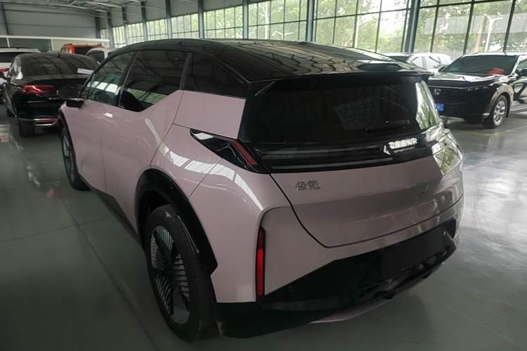 Used Zeekr X 2023 Rear-Drive YOU Edition 4 Seats Exterior 2