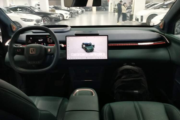 Used Zeekr X 2023 Four-Wheel Drive YOU Edition 4 Seats Center Console