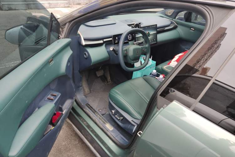 Used Zeekr X 2023 Rear-Drive YOU Edition 4 Seats Driver Seat