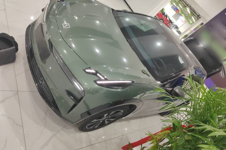 Used Zeekr X 2023 Rear-Drive YOU Edition 4 Seats Exterior 3