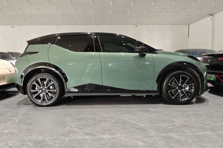 Used Zeekr X 2023 Rear-Drive YOU Edition 4 Seats Exterior 4