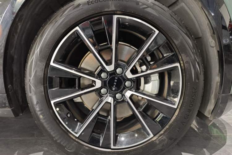 Used Zeekr X 2023 Rear-Drive YOU Edition 4 Seats Exterior 5