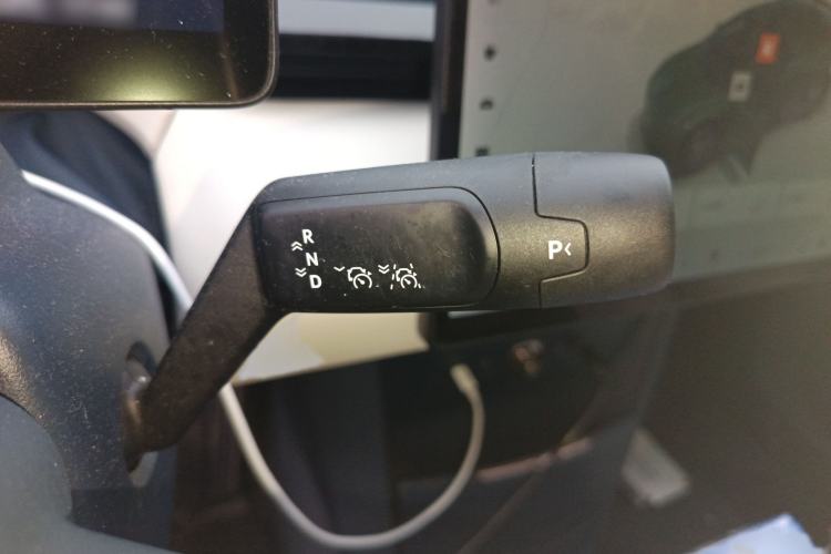 Used Zeekr X 2023 Rear-Drive YOU Edition 4 Seats Gear Lever