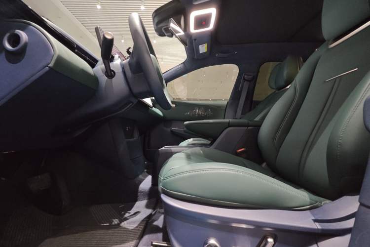 Used Zeekr X 2023 Rear-Drive YOU Edition 4 Seats Interior 1