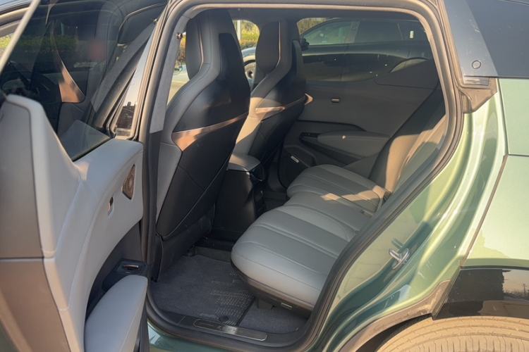 Used Zeekr X 2023 Rear-Drive YOU Edition 4 Seats Interior 2
