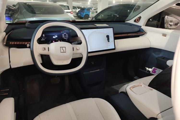 Used Zeekr X 2023 Four-Wheel Drive YOU Edition 4 Seats Interior 2