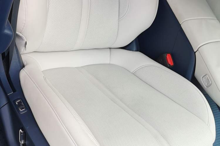 Used Zeekr X 2023 Rear-Drive YOU Edition 4 Seats Interior 3