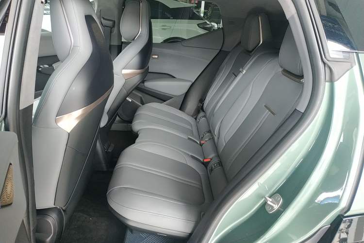 Used Zeekr X 2023 Rear-Drive YOU Edition 4 Seats Interior 4
