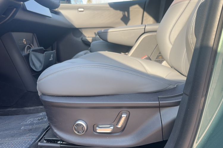 Used Zeekr X 2023 Rear-Drive YOU Edition 4 Seats Interior 8