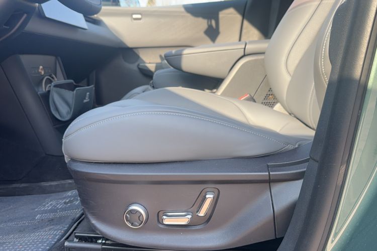 Used Zeekr X 2023 Rear-Drive YOU Edition 4 Seats Interior 8