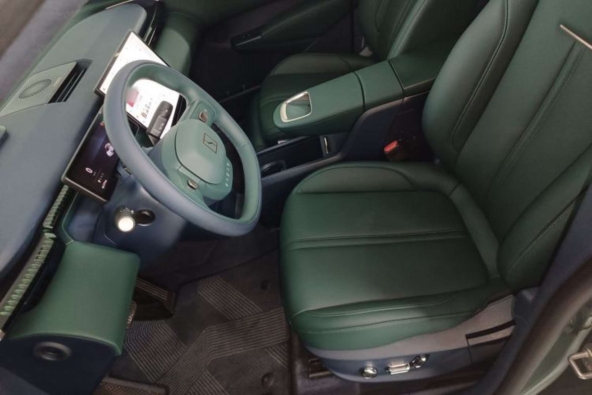Used Zeekr X 2023 Rear-Drive YOU Edition 4 Seats Left Front Seat