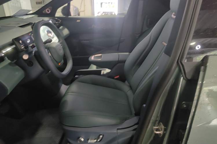 Used Zeekr X 2023 Rear-Drive YOU Edition 4 Seats Left Front Seat