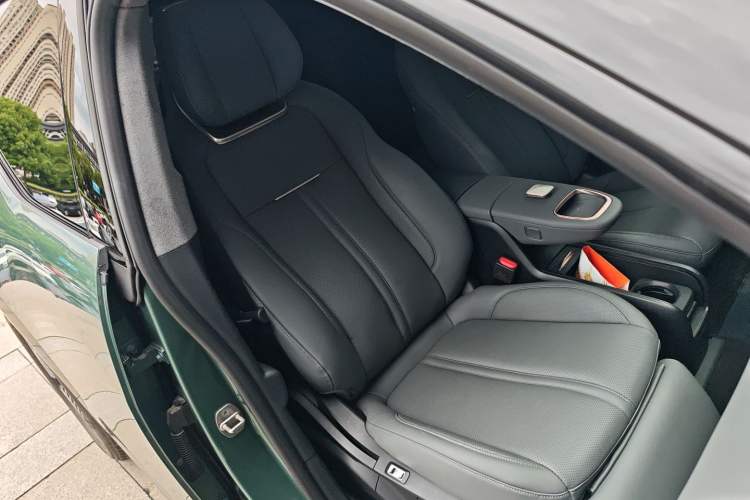 Used Zeekr X 2023 Rear-Drive YOU Edition 4 Seats Right Front Seat
