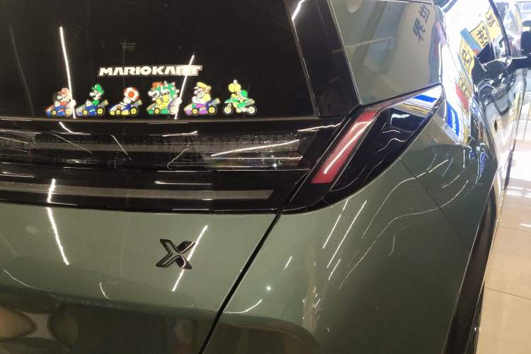 Used Zeekr X 2023 Four-Wheel-Drive YOU Edition 5 Seats Right Rear Taillight