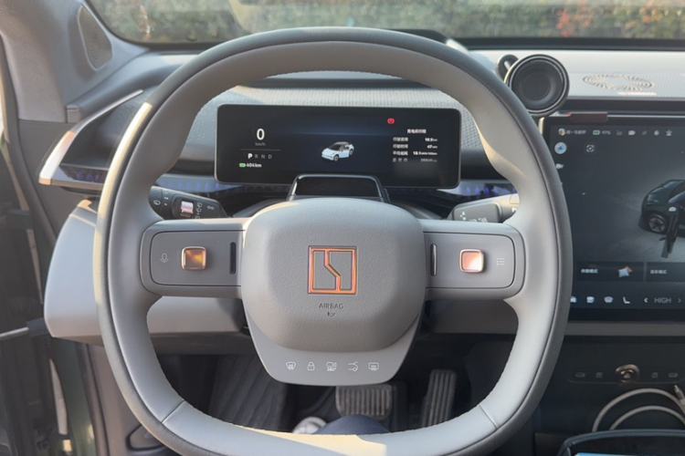 Used Zeekr X 2023 Rear-Drive YOU Edition 4 Seats Steering Wheel