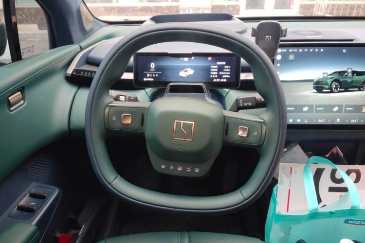 Used Zeekr X 2023 Rear-Drive YOU Edition 4 Seats Steering Wheel