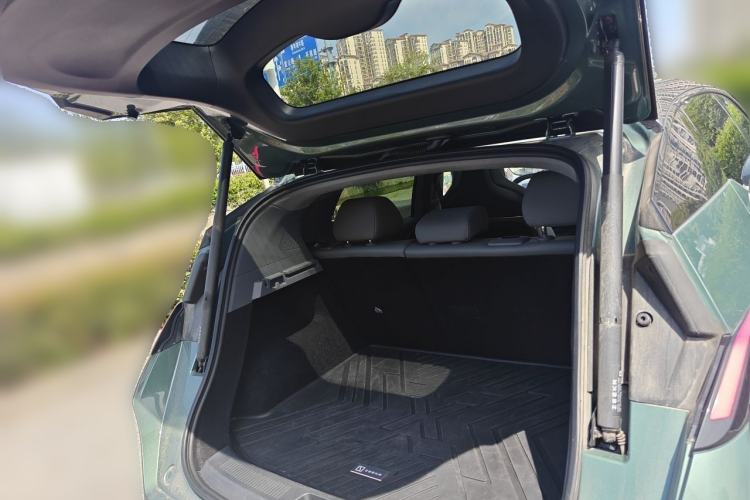 Used Zeekr X 2023 Four-Wheel-Drive YOU Edition 5 Seats Trunk