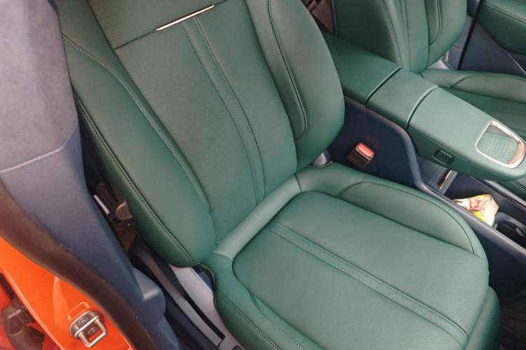 Used Zeekr X 2023 Four-Wheel Drive YOU Edition 4 Seats Right Front Seat
