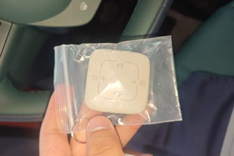 Used Zeekr X 2023 Four-Wheel Drive YOU Edition 4 Seats Vehicle Key