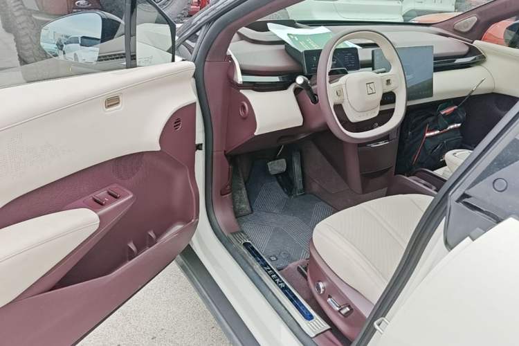 Used Zeekr X 2023 Rear-Drive YOU Edition 4 Seats Driver Seat