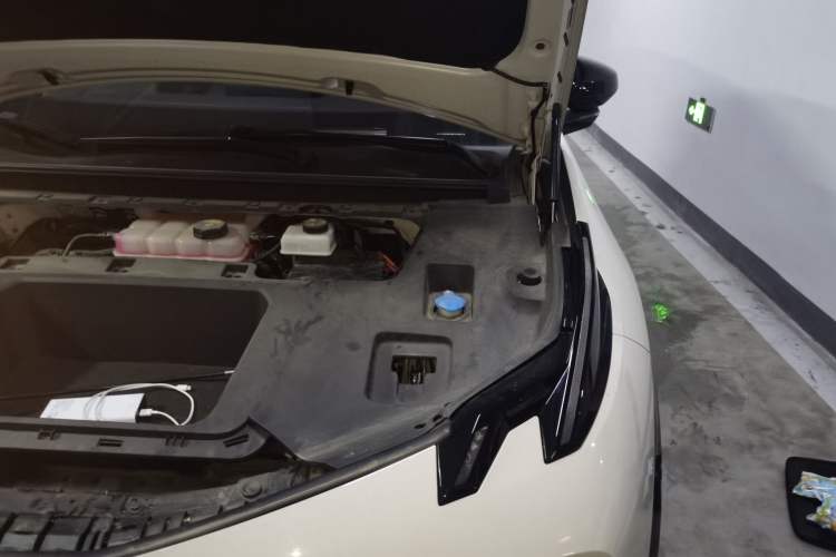 Used Zeekr X 2023 Rear-Drive YOU Edition 4 Seats Engine Bay Left