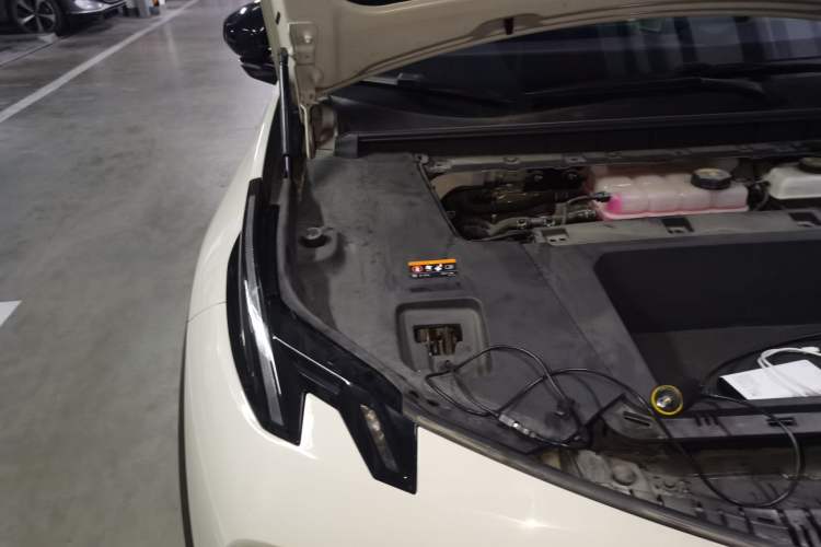 Used Zeekr X 2023 Rear-Drive YOU Edition 4 Seats Engine Bay Right