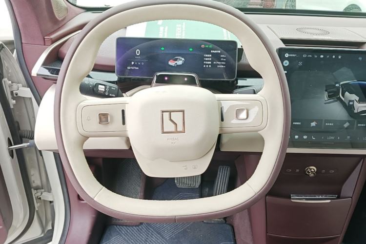Used Zeekr X 2023 Rear-Drive YOU Edition 4 Seats Steering Wheel
