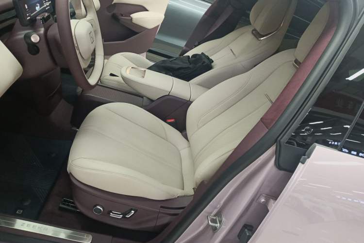 Used Zeekr X 2023 Rear-Drive YOU Edition 4 Seats Left Front Seat
