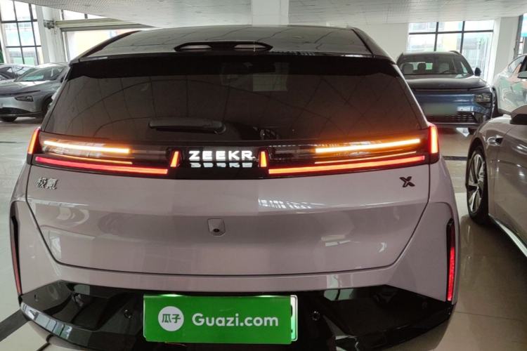Used Zeekr X 2023 Four-Wheel Drive YOU Edition 4 Seats Rear