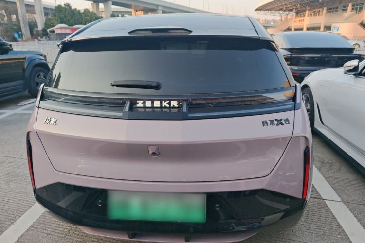 Used Zeekr X 2023 Four-Wheel-Drive YOU Edition 5 Seats Rear