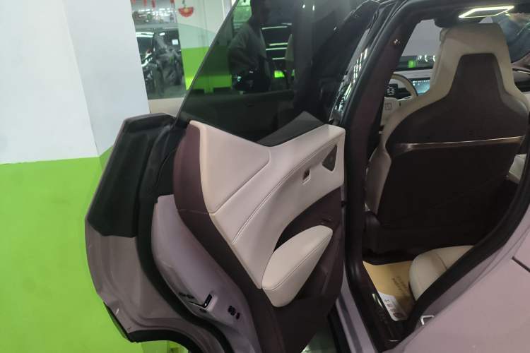 Used Zeekr X 2023 Rear-Drive YOU Edition 4 Seats Left Rear Door Interior